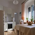 Manuela * דוברובניק