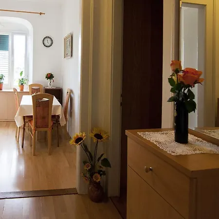 Manuela دوبروفينك